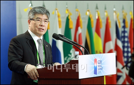 [사진]김중수 "올해 성장률 6%내외..내년 4%중반"