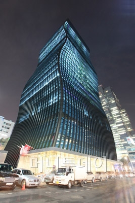 서울 강남 한복판에 130m S라인 건물 등장