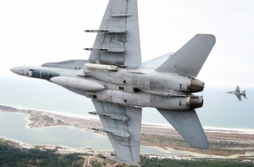 ▲캐나다 공군기 F-18의 훈련 장면