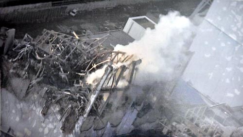 도쿄전력이 공개한 후쿠시마 제1원전 3호기 근접촬영 모습. 