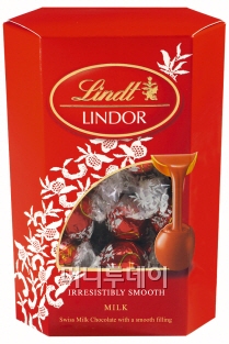 린트 초콜릿의 간판제품인 구슬모양의 린도 밀크 초콜릿.