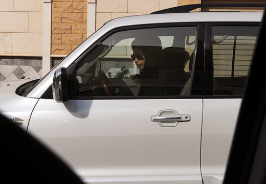 사우디아라비아의 여성이 운전을 하고 있다 (사진=AFP)  News1