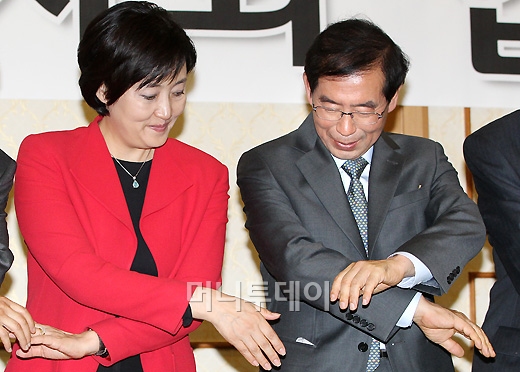 [사진]박원순-박영선, 우리 손 잡을까요?