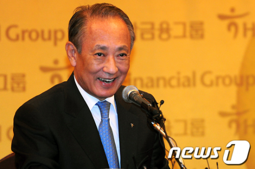 [사진]활짝 웃는 김승유 하나금융 회장