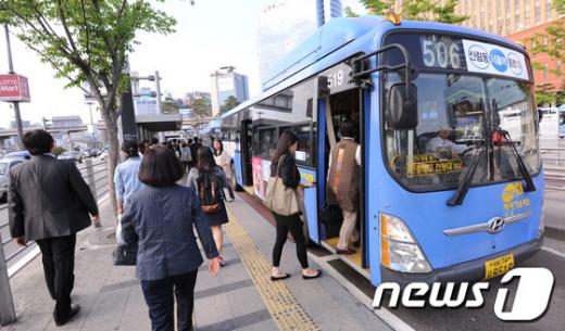 [사진]서울 시내버스 15년만의 총파업 '초읽기'