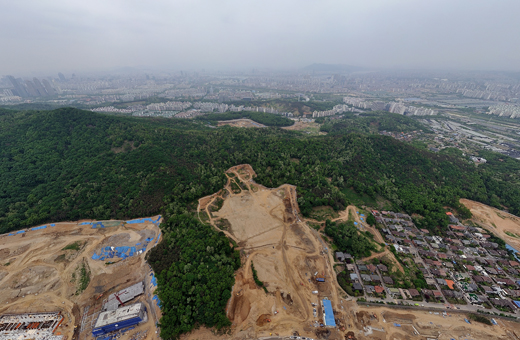 ↑삼성물산 건설부문이 서울 강남구 자곡동 보금자리지구 A6블록에 건설하는 '래미안 강남 힐즈' 공사현장 항공사진 ⓒ삼성물산