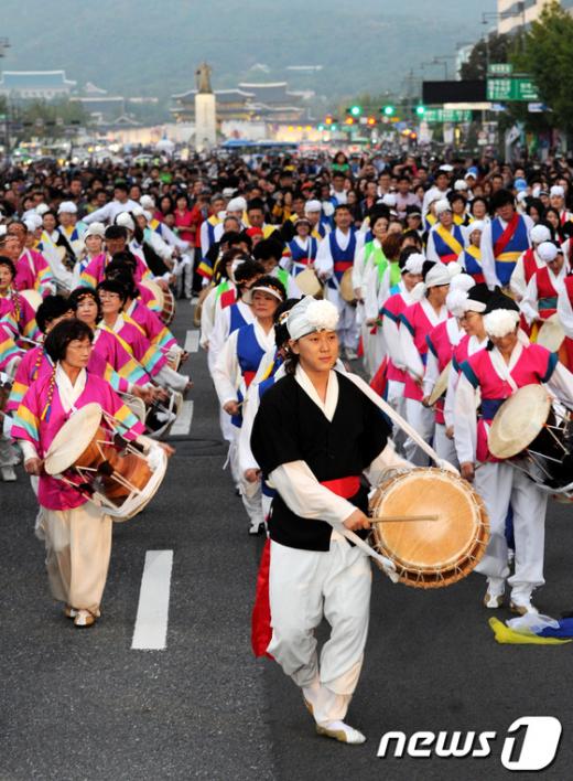 [사진]하이서울페스티벌 2012 개막 퍼레이드