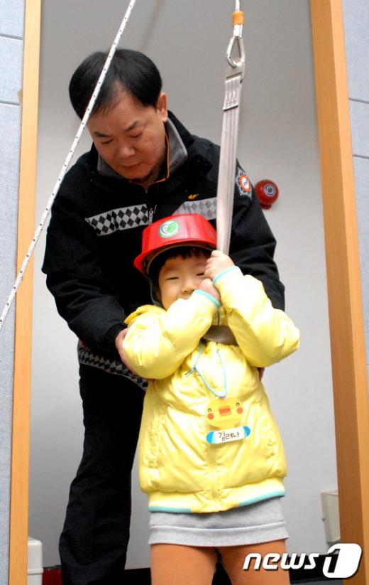 [사진]양천소방서, 어린이집 소방안전교육 실시