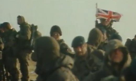 ↑1982년 포클랜드 전쟁 당시 섬에 투입된 영국군의 모습. (ⓒITN동영상 캡처)