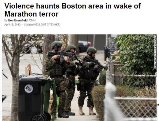 보스턴 마라톤 대회의 폭탄 테러 용의자 형제의 사제 폭탄 저장소가 발견돼 이들이 추가 공격을 계획했을 가능성이 제기되고 있다. 19일 미 수사당국의 요원들이 워터타운에서 용의자를 찾는 모습. (ⓒcnn 웹사이트 캡처)