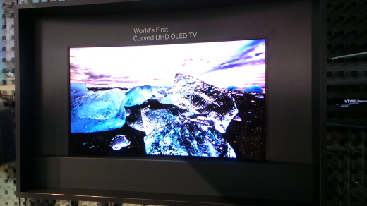 6    IFA2013 ȸ Ｚڰ  ʷ ̴ 55 Ŀ OLED UHD TV./= .