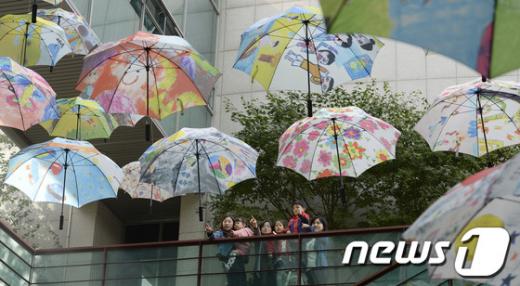 [사진]성동구, 하늘우산 갤러리