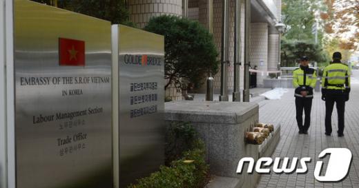 서울 서대문구 충정로 골든브릿지 빌딩. /뉴스1 © News1 손형주 기자