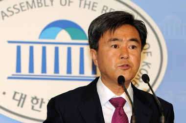 김태흠 새누리당 원내대변인.2012.5.10/뉴스1 © News1   이종덕 기자