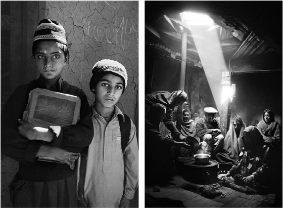 (왼쪽)'파슈툰 소년의 눈동자' Drosh, Khyber Pakhtunkhwa, Pakistan, 2011. ⓒ박노해<br>
(오른쪽)'짜이가 끓는 시간' Barsat village, Gaguch, Pakistan, 2011. ⓒ박노해 /사진제공=나눔문화