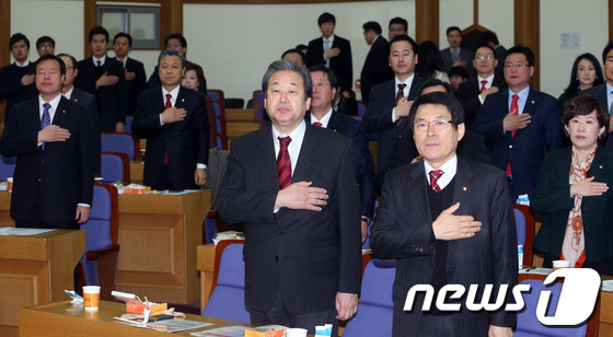 [사진]김무성 주최 '새누리당 통일경제교실'
