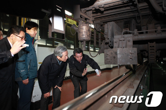 [사진]군자차량기지 찾은 정몽준 의원