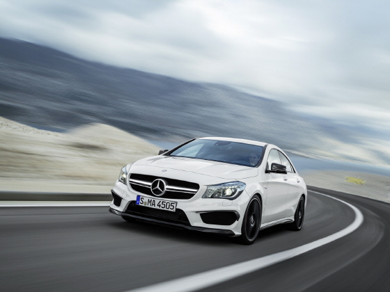 The New CLA 45 AMG 4MATIC/=ڸ