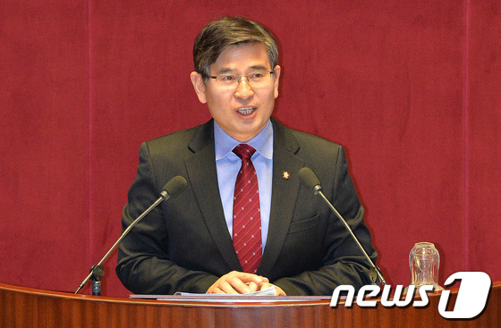 [사진]김재윤 의원, 본회의 대정부 질문