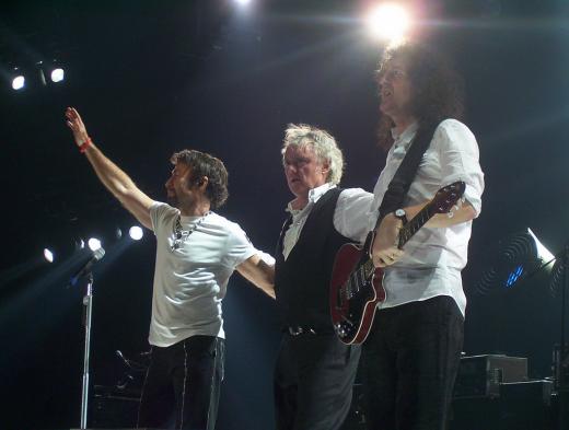 ↑ Queen + Paul Rodgers 공연 장면