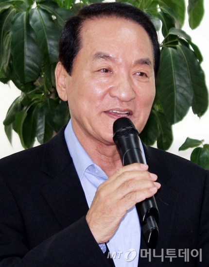 박창달 전 국회의원, 새누리당 최고위원 표심 모으기 나서