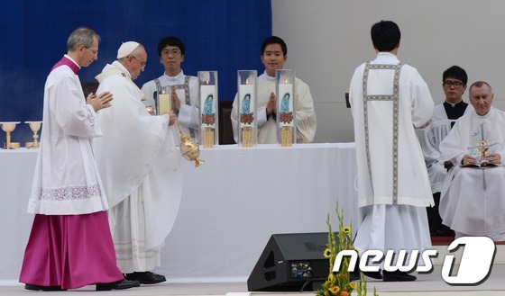 [사진]미사 집전하는 프란치스코 교황