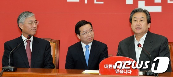 [사진]김무성 대표, 추궈홍 주한 중국대사 접견