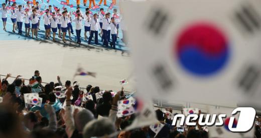 [사진]인천 AG '북한 선수들 다음에 또 봐요!'