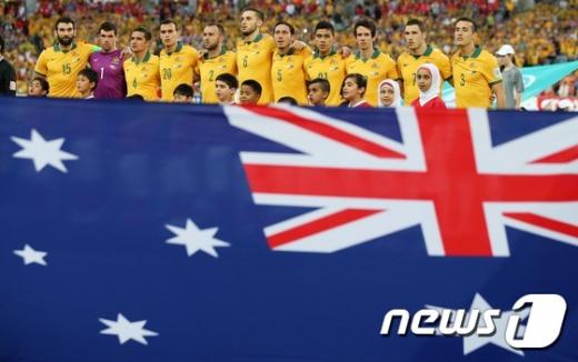 [사진]국가 부르는 호주 대표팀