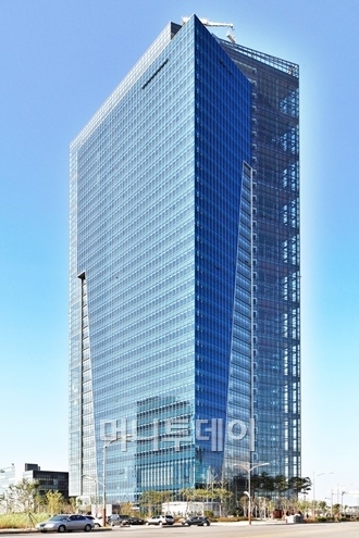 대우건설이 2011년 8월 준공한 인터내셔널 비즈니스 스퀘어(IBS) 빌딩. / 사진제공=대우건설