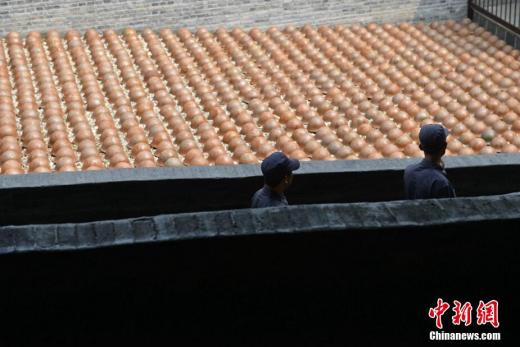 中 쓰촨 ‘일본 중국침략 만행 전시관’, 일본군 투구 1800개 전시