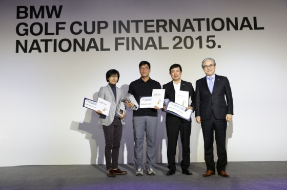 'BMW 골프컵 인터내셔널 2015' 국내 결승정 우승자 3명과 김효준 BMW코리아 사장(맨 왼쪽)/사진제공=BMW코리아