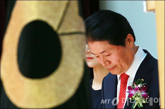 [사진]55주년 기념식 참석하는 김병원 농협중앙회장