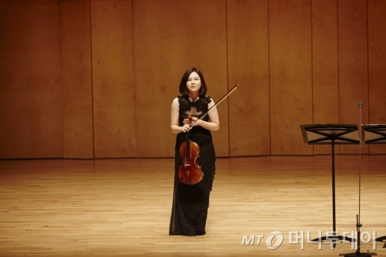 비올리스트 박경민은 한국 초연인 백승완의 '고독'을 연주했다. /사진제공=평창대관령음악제