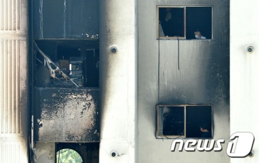 [사진]쌍문동 아파트서 화재 발생