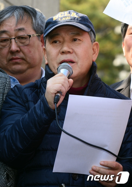 [사진]김평우 변호사 "8인 판결은 헌재의 정치적 직무유기"