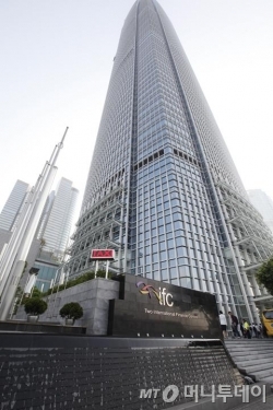 삼성자산운용 홍콩법인이 입주한 IFC건물.