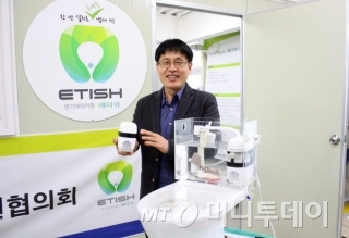 Sutechnology CEO Kim Sang-gyu introducing Etish Photo by editor Kim Do-hwa