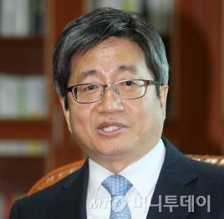 김명수 대법원장 후보자, '정치성향' 검증대 오른다