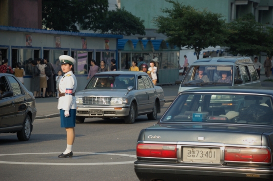북한 평양 거리를 달리는 자동차들. /사진=stephan 플리커