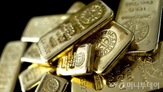 금값 하락....분기로는 3.6% 상승