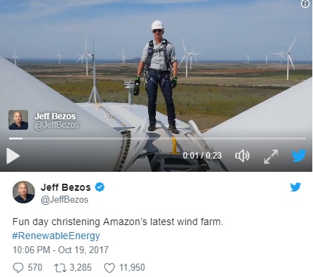 제프 베조스 아마존 최고경영자(CEO) 트위터 캡쳐. 아마존은 19일(현지시간) 텍사스에 풍력 발전단지 (Amazon Wind Farm Texas) 가동을 시작했다고 밝혔다./사진=트위터 캡쳐
