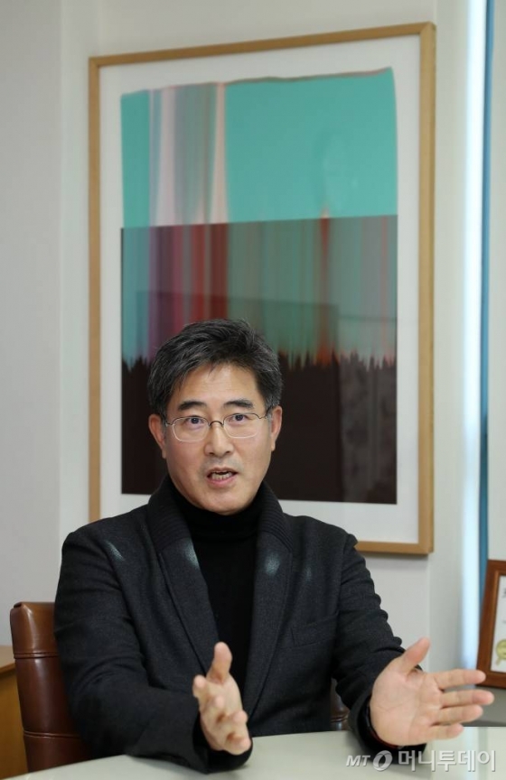 장동훈 SADI 원장은 1980년대부터 디자인을 공부한 국내 1세대 산업디자이너로 손꼽힌다. /사진=김휘선 기자