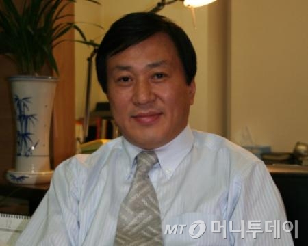 홍재성 제이에스코퍼레이션 회장/사진제공=제이에스코퍼레이션
