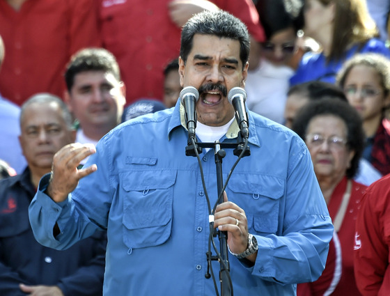  니콜라스 마두로 베네수엘라 대통령이 1월 23일(현지시간) 카라카스에서 연설을 하고 있다. 마두로 대통령은 4월 30일 이전에 치러질 대선에서 재선에 도전할 것으로 알려졌다.  © AFP=뉴스1  <저작권자 © 뉴스1코리아, 무단전재 및 재배포 금지>