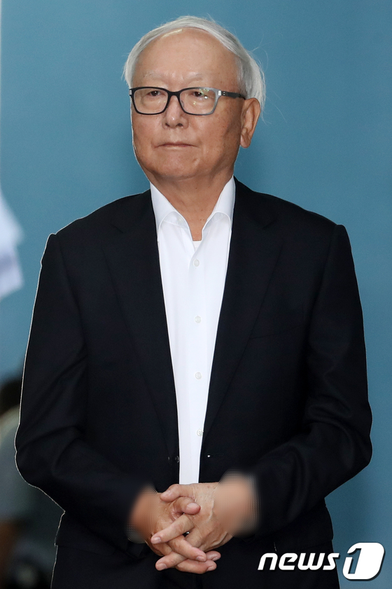 [사진]이병호 전 국정원장 '징역 3년 6개월'