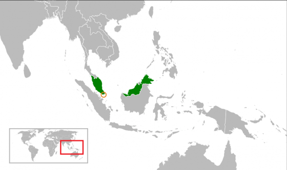 말레이시아, 싱가포르 지도. 현재 말레이시아의 영토는 초록색으로 칠해진 부분이다. 싱가포르의 영토는 노랑색 원 안쪽의 작은 부분이다. /사진=위키커먼스