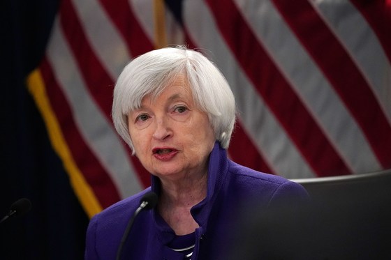 지난해 12월 13일(현지시간) 워싱턴 FOMC에서 재닛 옐런 미국 연방준비제도(Fed) 의장이 기준금리를 1.25%~1.50%로 0.25%포인트 인상하는 발표를 하고 있다. /AFP=뉴스1