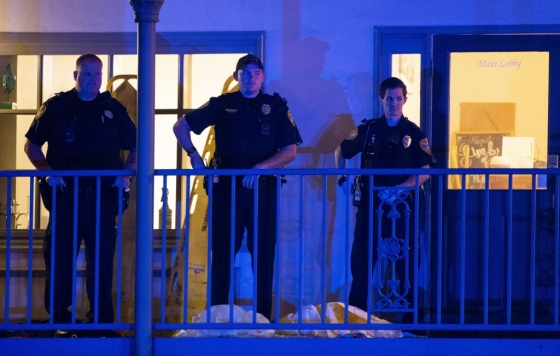 지난 2일(현지시간) 미국 플로리다 탤러해시의 한 요가교실에서 발생한 총기난사 사건으로 용의자 포함 3명이 사망하고 5명이 부상당했다. /AFPBBNews=뉴스1