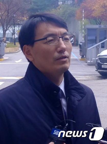 [사진]'사법 농단' 관련 참고인 출석하는 서기호 전 의원
